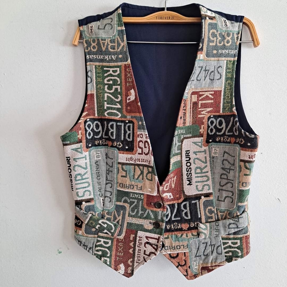 Vtg Vest and Fanny Pack 90s